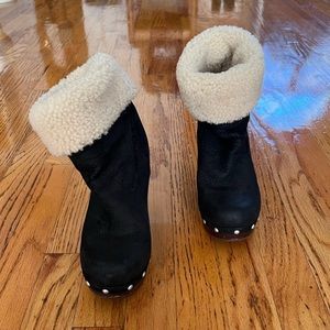 UGG Carnagie Womens Ankle Boot Size 7